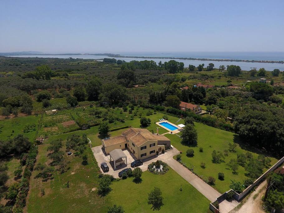 Gaia Villa *